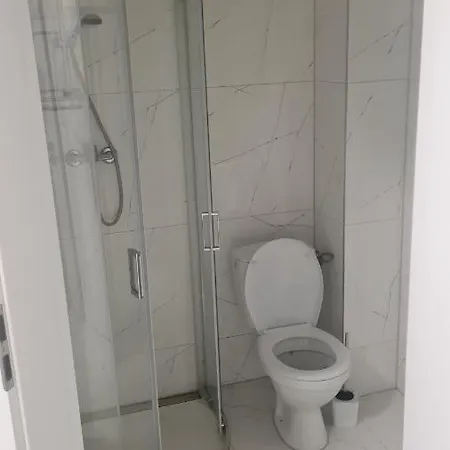 Naworol 5 * شتشيتسين